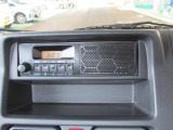 スピーカー一体型のAM/FMラジオ。
