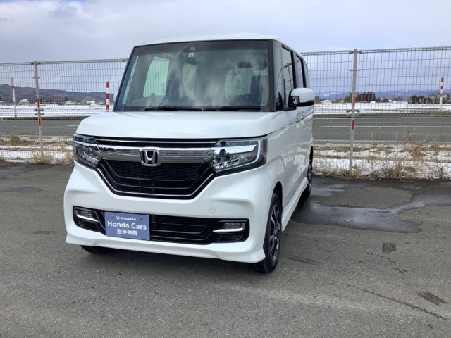 N-BOXカスタム G L ホンダセンシング 4WD 