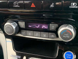快適です!フルオートエアコン☆温度設定をするだけで素早く快適な車内でドライブできます!