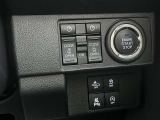 各種操作スイッチは運転席右側にございます。
