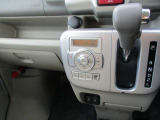オートエアコンは、温度を設定するだけで、車内をいつも快適にしてくれます!