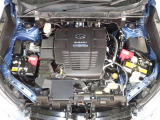 スバルといえば水平対向エンジン!2.0L DOHC デュアルAVCS直噴エンジンにモーターを組み合わせた「e-BOXER」の走りをお愉しみください。