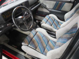 そして、ランチアは1986年にはテーマ・ターボのエンジンとプリズマ4WDの全輪駆動システムを搭載した、HF 4WDの生産を急ピッチでスタート。