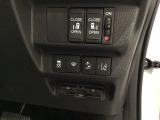 Hondaセンシング用、VSA(ABS+TCS+横滑り抑制)とレーンキープアシストシステムのメインスイッチなどはハンドルの右側に装備しています。その下にETCがついています。