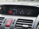 マルチファンクションディスプレイです。エアコン情報表示の 、時計や平均燃費など様々な情報を表示できます。