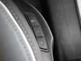 運転席6Wayパワーシート&ドライビングポジションメモリー機能が採用されています。