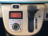 温度を設定すれば、自動で車内の温度管理をしてくれる優れものです♪ATミッションで運転楽々