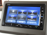 ナビゲーションはギャザズメモリーナビ(VXM-214VFi)を装着しております。AM、FM、CD、DVD再生、Bluetooth、音楽録音再生、フルセグTVがご使用いただけます。