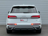 Audiは創業者であるホルヒの「いかなる時代においても第一級の素材を用い、操縦安定性に優れ、さらに進歩的なクルマの製造を目指す」という考え方に則り、こだわり抜かれたインテリアを目指しています。