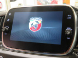 お持ちのスマートフォンが使える、Car Play&Android Auto対応のU-Connectを搭載。そのままナビゲーション機能がご利用いただけます。