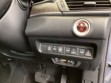 高速で便利なETCがあり、横滑りを防ぐVSAなどのスイッチは、運転席の右側、手の届きやすい位置にあります。