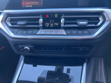 エアコンは、運転席と助手席で個別に温度設定することが可能です!