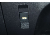 USBポートが装備されています。iPhoneやスマートフォンを繋いで音楽を再生したり、充電したり。車内にあると便利なアイテムのひとつですね!