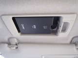 ETCは運転席サンバイザーをめくった中にすっきりと収納されております。
