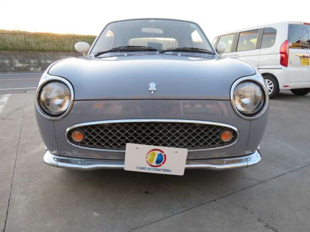 日産 フィガロ 1.0 オープントップ ホワイトレザー 車庫保管 の