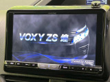 【BIG-X9インチナビ】人気の大画面BIG-Xナビを装備。専用設計で車内の雰囲気にマッチ!ナビ利用時のマップ表示は見やすく、テレビやDVDは臨場感がアップ!いつものドライブがグッと楽しくなります