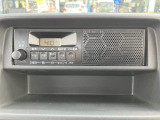 スピーカー一体型AM/FMラジオ
