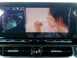 ドライブの休憩時に地デジやBlu-ray・DVDの視聴が可能です