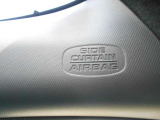 運転席・助手席のエアバッグに加え、前席用のiサイドエアバッグ+サイドカーテンエアバッグもあり、より安心です♪