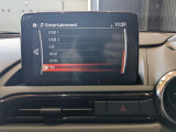 標準装備されている「マツダ コネクト」は、CDやDVD、TV・ラジオ視聴などの基本機能のほか、燃費状況を確認できるアプリケーション機能もあります。