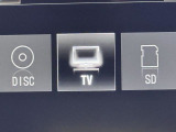 TVが見れるチューナーを装備しています。 新しい車でも付いていないことで、TVが見れない事も多々あるので要チェックです。
