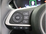 ステアリングスイッチは、各種設定や安全装置のON・OFF、クルーズコントロール、オーディオの操作などをお手元で操作できる便利な装備です!(車種・グレードにより異なります)