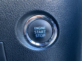 【 スマートキー・プッシュスタート 】鍵を挿さずにポケットに入れたまま鍵の開閉、エンジンの始動まで行えます。