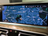 BMW iDriveナビゲーションシステム。ワイドで視認性に優れたスクリーン。