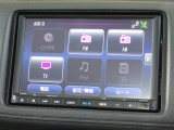 ナビゲーションはギャザズ8インチメモリーナビ(VXM-195VFEi)を装着しております。AM、FM、CD、DVD再生、Bluetooth、フルセグTVがご使用いただけます。