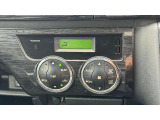 【AUTOエアコン】ボタン一つで温度調整も楽々できます!