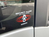 ドアこじ開けやナビ盗難センサーなどのセキュリティ&セーフティパックエントリーです。