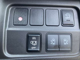 【ここがポイント】【ハンズフリー両側オートスライド】操作は車内のスイッチで操作も可能です。