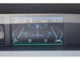 マルチファンクションディスプレイ 燃料情報やVDC(横滑り防止システム)の作動状態、メンテナンス項目など、車両のさまざまな情報を表示するカラー液晶画面です。