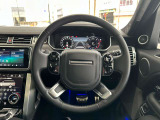 運転席に着座した視点の画像です。大型のSUVですが視界が良好なのでお客様からは運転し易いとのお声を頂いております。