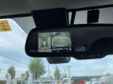 アラウンドビュ-モニタ-搭載! 前後左右のカメラで真上から車を見たようにモニターで確認が出来て車周辺の安全確認や障害物も確認が出来ます。駐車のしやすさだけでなく事故防止にも役立ちます