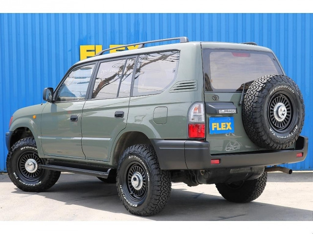 中古車 トヨタ ランドクルーザープラド 2.7 TX リミテッド 4WD の中古車詳細 (91,000km, グリーン, 静岡県, 309.8万円)  | 中古車情報・中古車検索なら【車選びドットコム（車選び.com）】