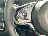 運転しながら手元でオーディオ操作ができます!ハンドルから手、目を放すことなく運転も安心です!