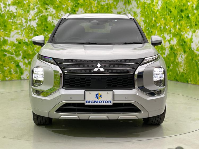 中古車 三菱 アウトランダー PHEV 2.4 P 4WD の中古車詳細 (19