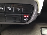 運転席ヒーターで寒い日もすぐに温かくなり快適に過ごせます。2段階の温度調整が可能です。