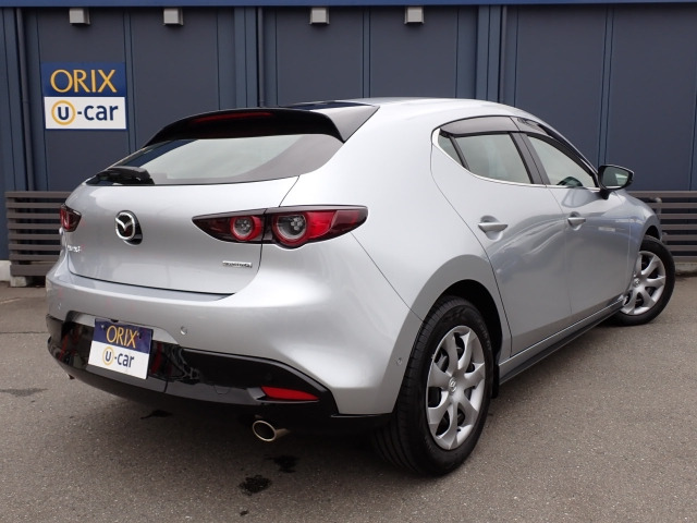 中古車 マツダ MAZDA3ファストバック 1.5 15C 法人仕様車 の中古車詳細 (41,000km, シルバー, 福岡県, 175万円) |  中古車情報・中古車検索なら【車選びドットコム（車選び.com）】