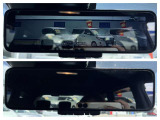 【インテリジェントルームミラー】通常のミラーと、車両後方のカメラで映し出される映像で確認できるモードをお使い頂けます!乗員や荷物で後ろが見えないときに便利です!
