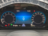 液晶式メーター「アクティブインフォディスプレイ」は、ナビゲーション画面も表示でき、安全ドライブに効果的です。