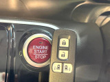 【問合せ:0749-27-4907】【Hondaスマートキー】カバンやポケットに入れたままでもドアの施錠・解錠が可能なスマートキーを装備。エンジンのオン・オフ時もカギを取り出す必要が無いから便利