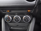またシートには状況に合わせて温度を3段階に調節できるシートヒーターを標準装備。