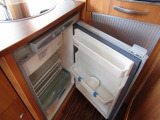 3WAY冷蔵庫も完備しております!キャンピングカーには欠かせないアイテムです!