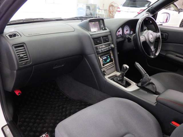 日産 スカイラインGT-R 2.6 Vスペック 4WD の中古車詳細 (走行距離不明