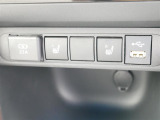 USB差込口 シートヒーター(運転席助手席両方にあります)