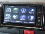 BluetoothやCD、DVD、TVなど使用可能で運転中も快適に過ごせます!!