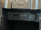 USB端子とHDMI端子が装備され、AndroidAuto、AppleCarPlayが使用出来ます。