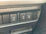 両側電動スライドドアは、運転席での制御も可能です。